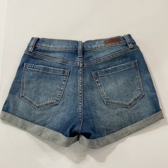 Blank NYC Distressed High Rise Fulton Jean Shorts Size 26 - Picture 3 of 7